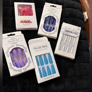 Assorted press-on nails